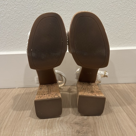 Jessica Simpson White/Cork Wedges size 7.5 - Picture 3 of 3